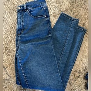 Ann Taylor “the skinny” Jeans